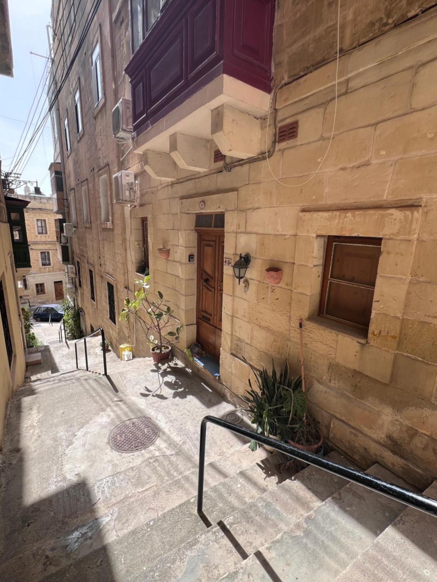 Three Apartment Birgu Eksteriør billede