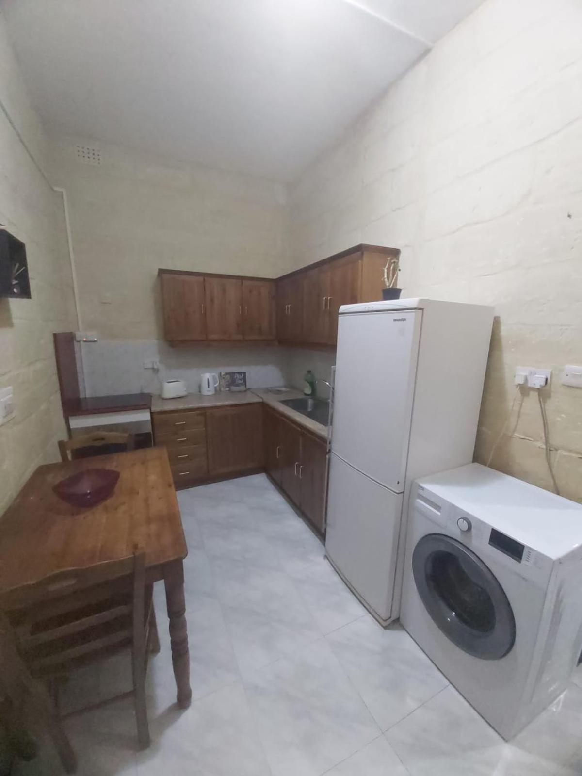 Three Apartment Birgu Eksteriør billede